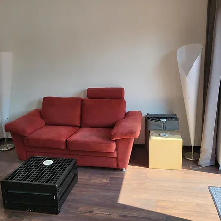 Sonnige, Ruhige Und Zentrale Terrassenwohnung In Appartamento