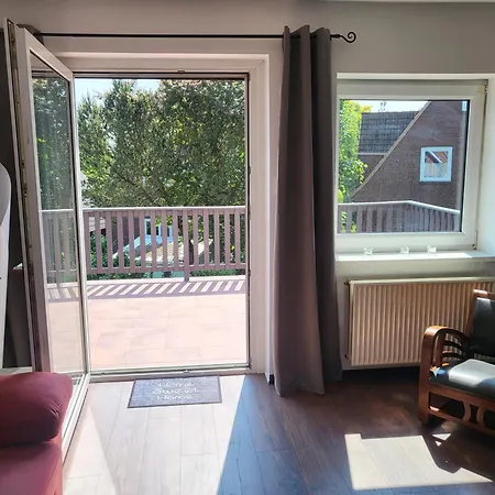 Sonnige, Ruhige Und Zentrale Terrassenwohnung In *